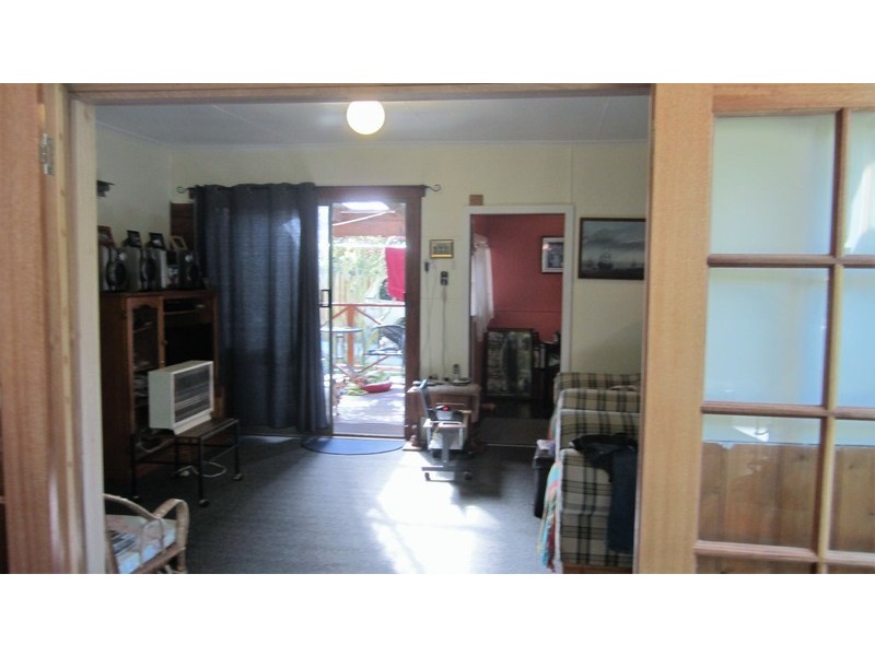 1 Elfrida Avenue, Sisters Beach TAS 7321
