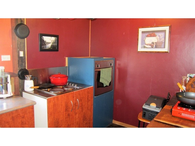 1 Elfrida Avenue, Sisters Beach TAS 7321