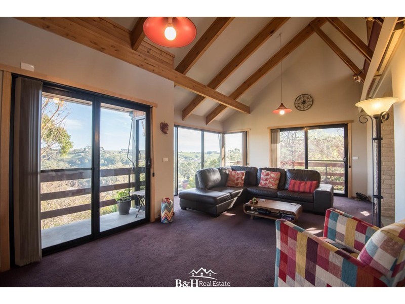 13-14 Tucker Avenue, Devonport TAS 7310