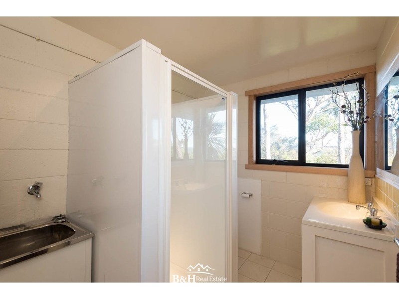 13-14 Tucker Avenue, Devonport TAS 7310