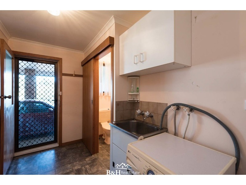10/60 Lyons Street, Somerset TAS 7322