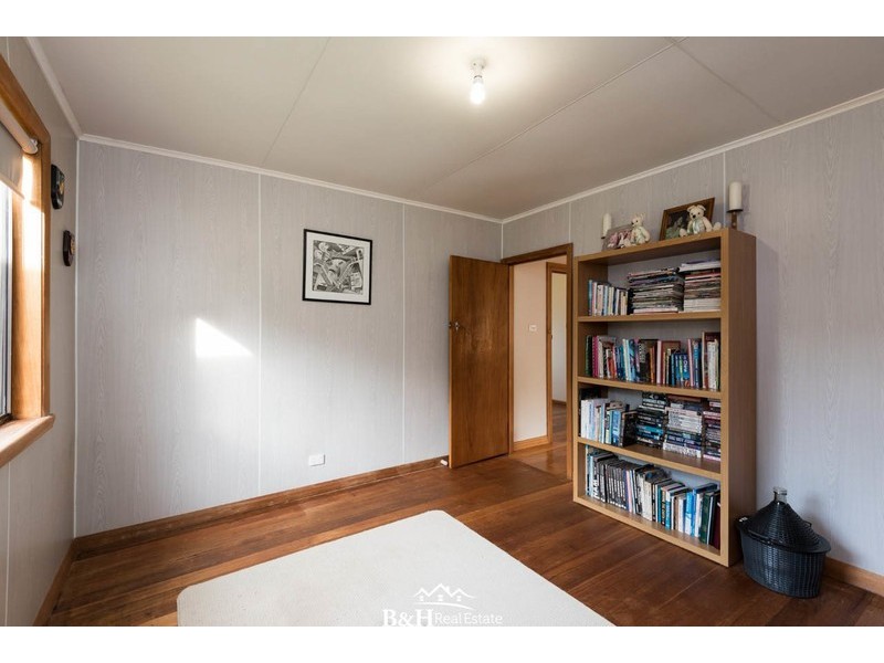 92 Cradle Mountain Road, Wilmot TAS 7310