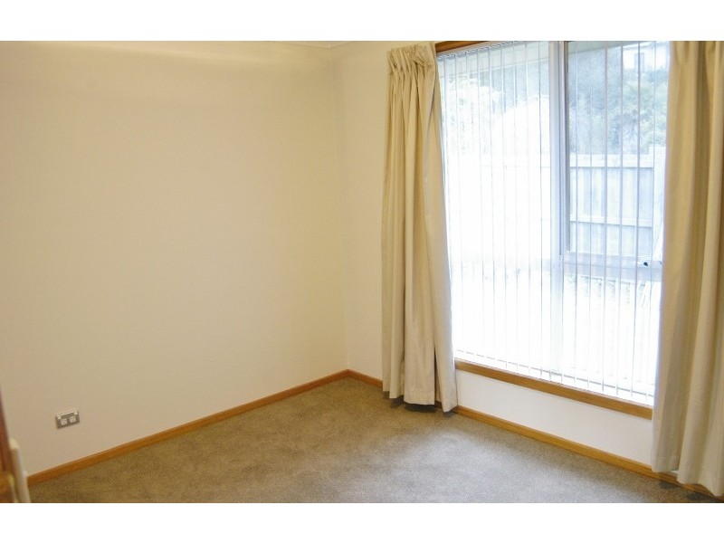 1/13-15 Main Road, Penguin TAS 7316
