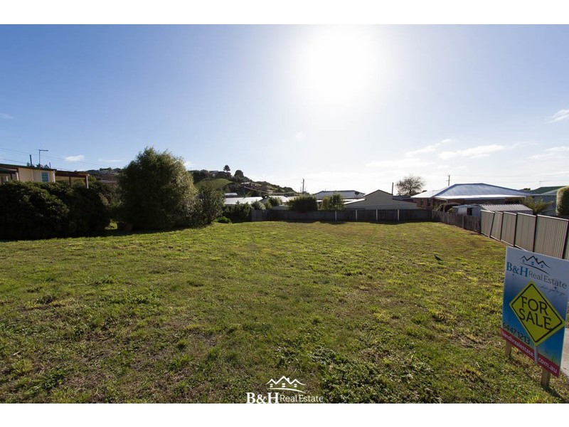 1 Harley Court, West Ulverstone TAS 7315