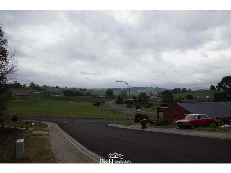 11 Wadecliff Rise, Ulverstone TAS 7315