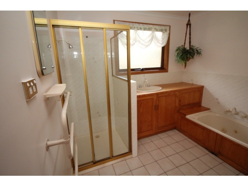 115 Algona Avenue, Round Hill TAS 7320