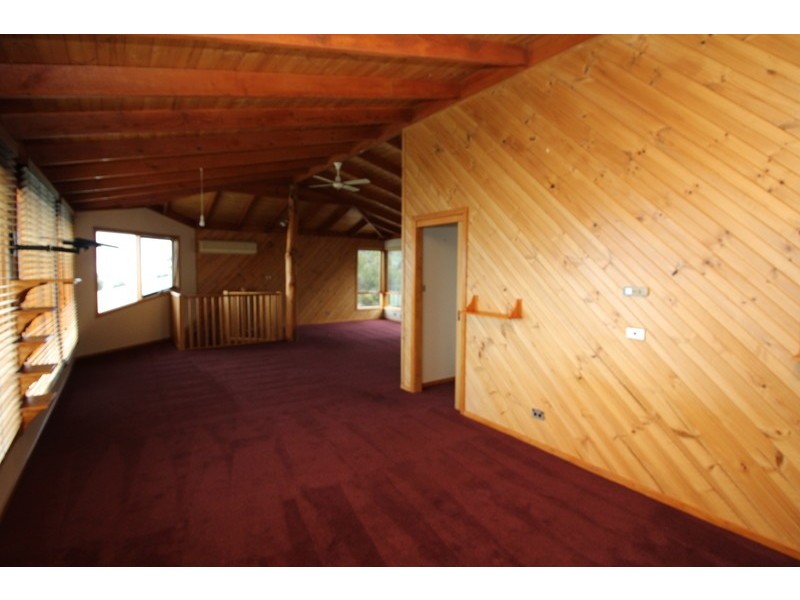 115 Algona Avenue, Round Hill TAS 7320