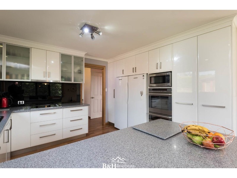 53 Aldersons Road, Wynyard TAS 7325