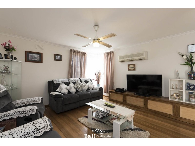 13 Winter Avenue, Upper Burnie TAS 7320