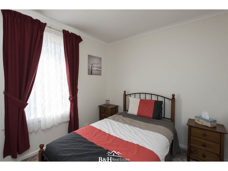 13 Winter Avenue, Upper Burnie TAS 7320