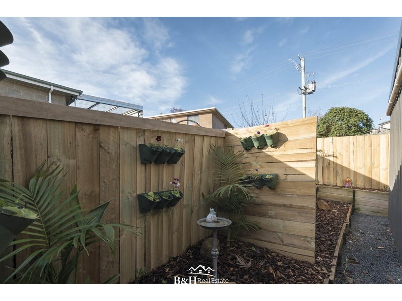 13 Winter Avenue, Upper Burnie TAS 7320