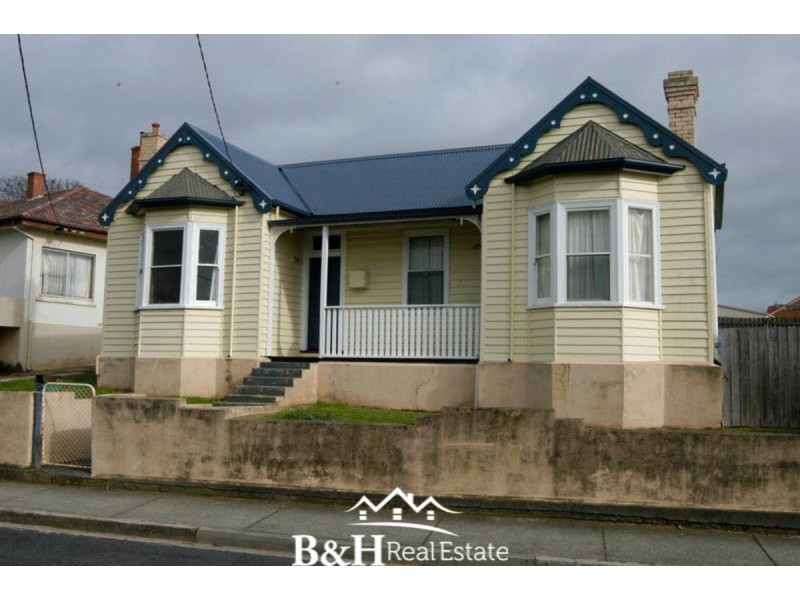 54 Wenvoe Street, Devonport TAS 7310