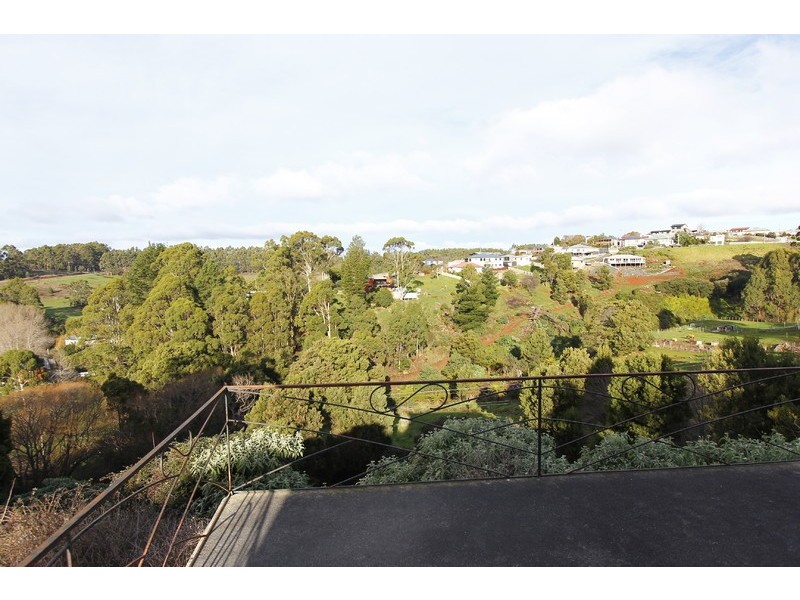 24 Hamilton Street, Upper Burnie TAS 7320