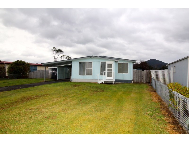 9 Fowell Street, Zeehan TAS 7469