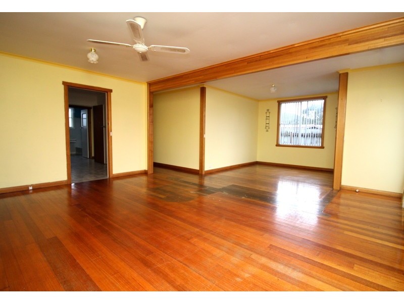 9 Fowell Street, Zeehan TAS 7469