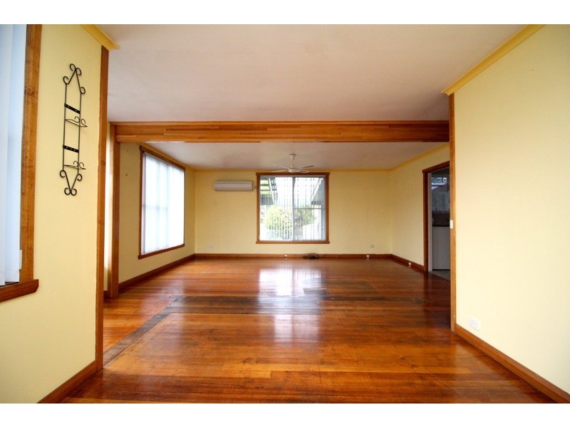 9 Fowell Street, Zeehan TAS 7469