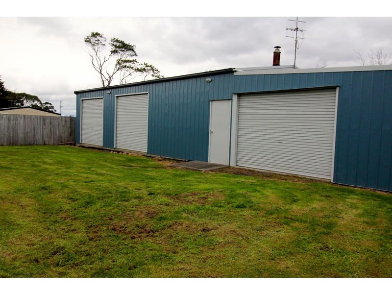 9 Fowell Street, Zeehan TAS 7469