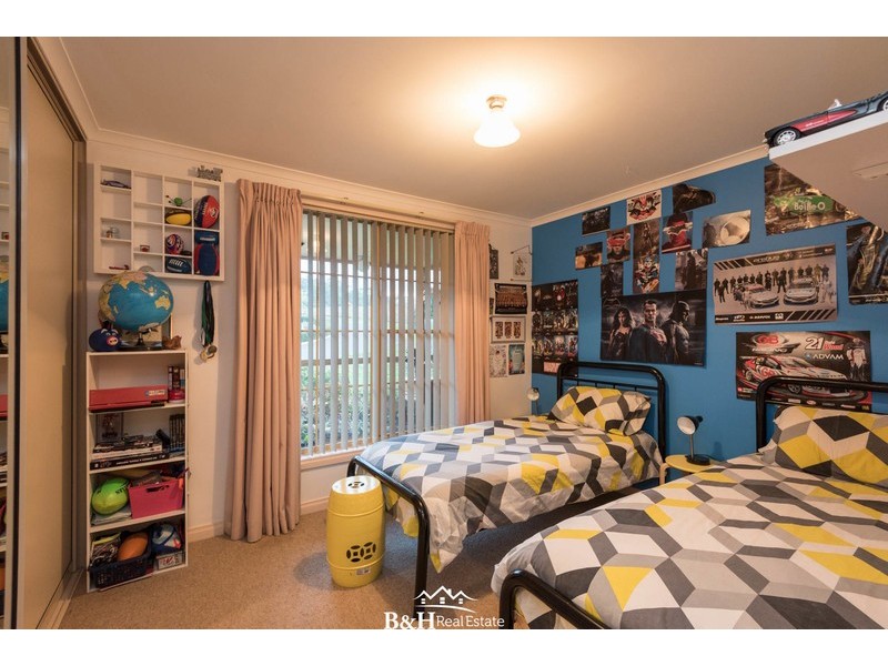 95 White Hills Road, Penguin TAS 7316