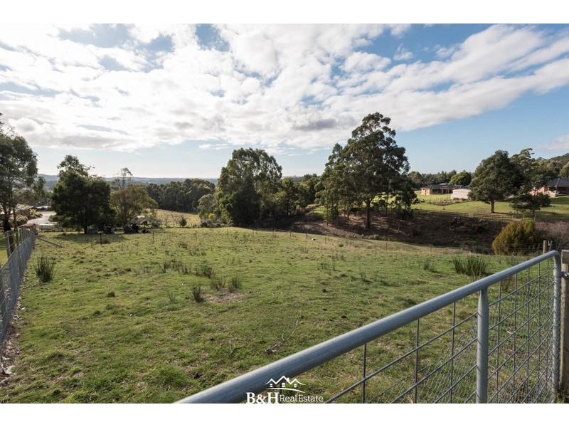 300 Grandview Drive, South Spreyton TAS 7310