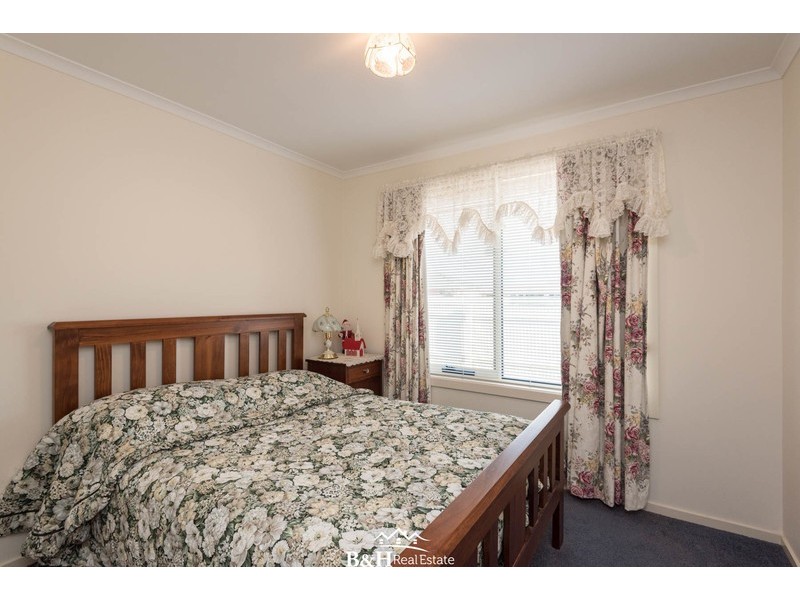 1/123 Main Street, Ulverstone TAS 7315