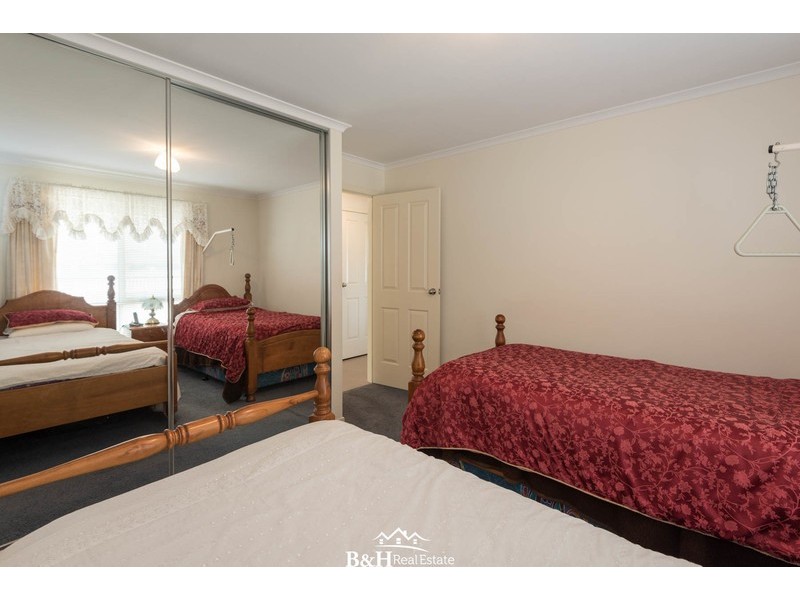 1/123 Main Street, Ulverstone TAS 7315