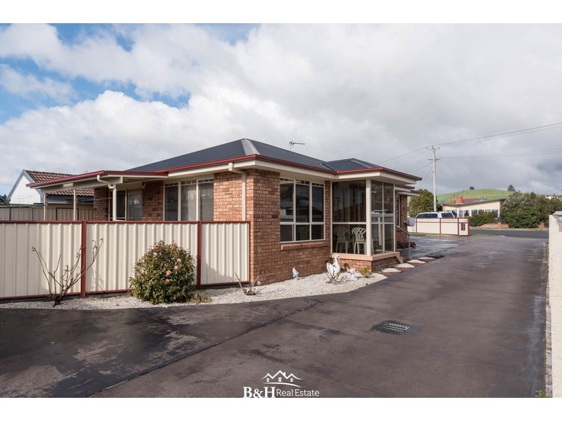 1/123 Main Street, Ulverstone TAS 7315