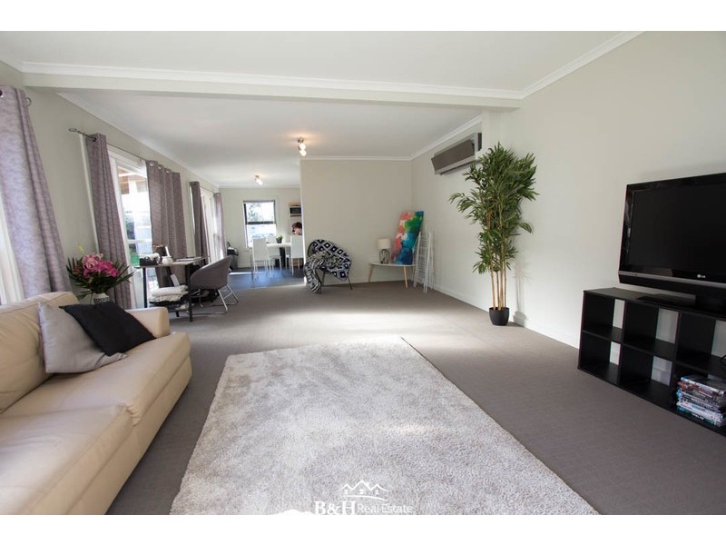 320 Mount Street, Upper Burnie TAS 7320