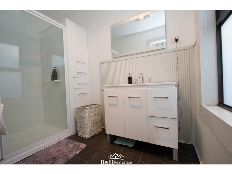 320 Mount Street, Upper Burnie TAS 7320