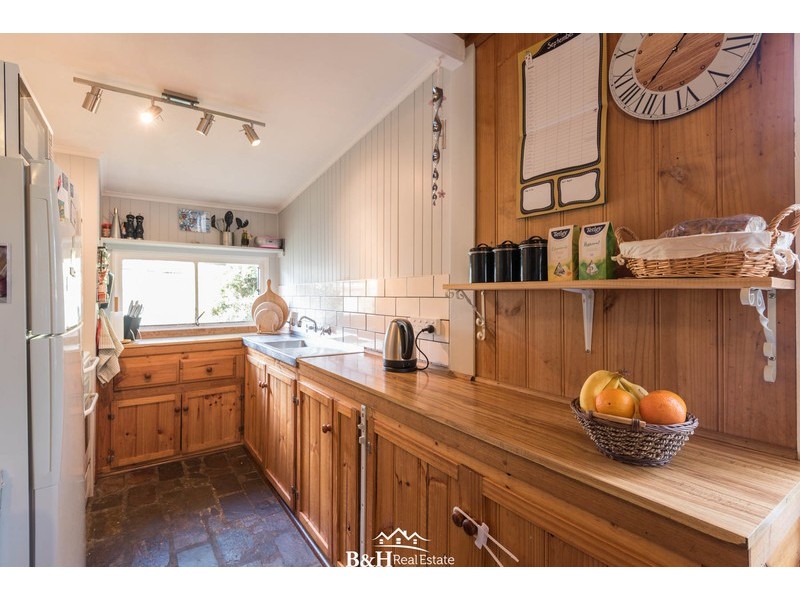 53 Saunders Street, Wynyard TAS 7325