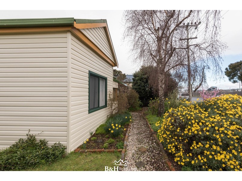 53 Saunders Street, Wynyard TAS 7325