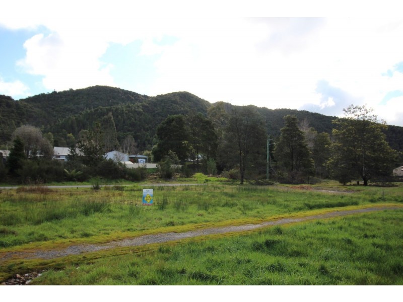 99 Esplanade, Queenstown TAS 7467