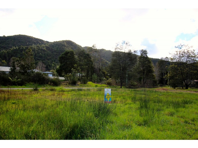 99 Esplanade, Queenstown TAS 7467