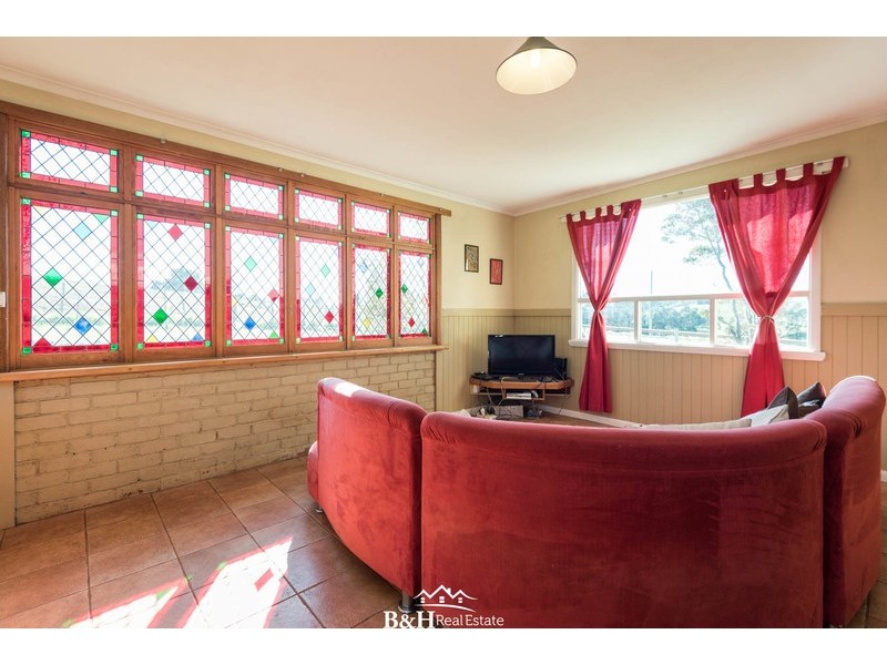 16901 Bass Highway, Flowerdale TAS 7325
