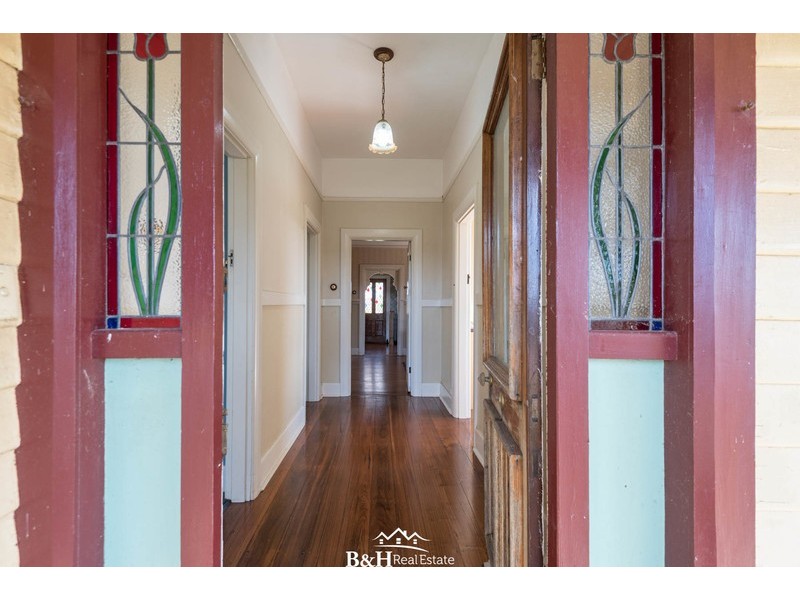 16901 Bass Highway, Flowerdale TAS 7325