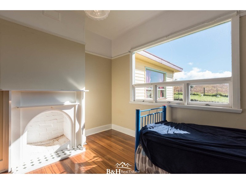 16901 Bass Highway, Flowerdale TAS 7325