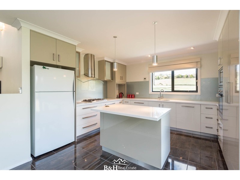 133b South Road, West Ulverstone TAS 7315