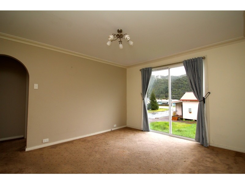 16 Knox Street, Queenstown TAS 7467