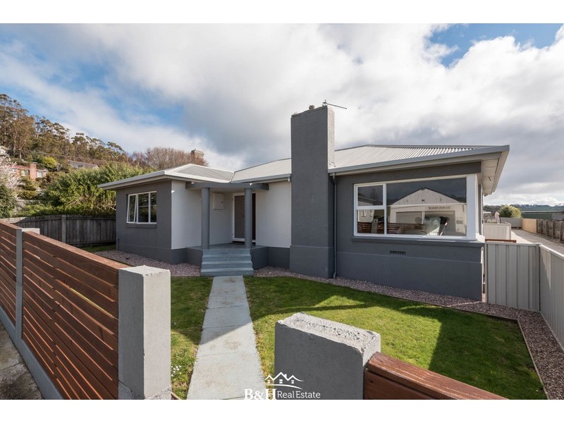 1/37 Falmouth Street, Somerset TAS 7322