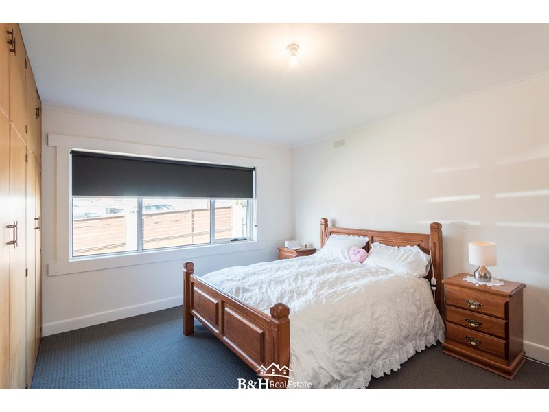 1/37 Falmouth Street, Somerset TAS 7322