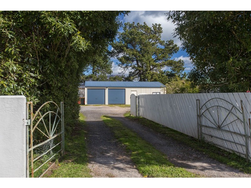 142 Main Street, Sheffield TAS 7306