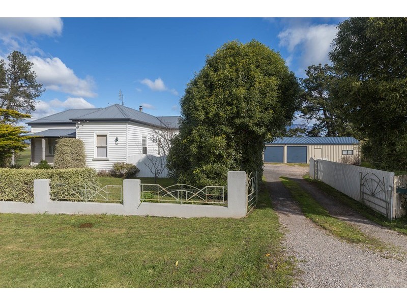 142 Main Street, Sheffield TAS 7306