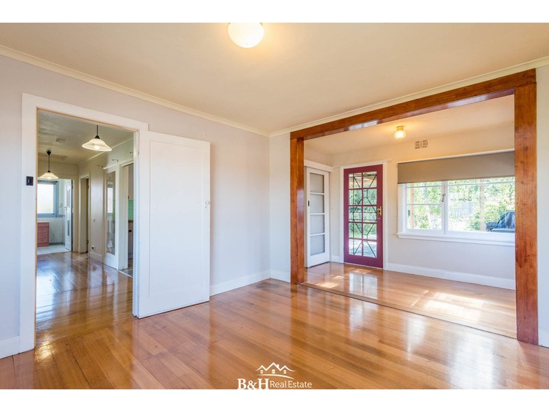 36 Amherst Street, West Ulverstone TAS 7315