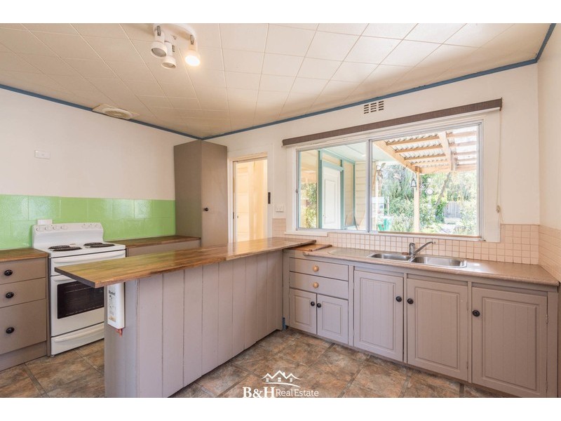 36 Amherst Street, West Ulverstone TAS 7315