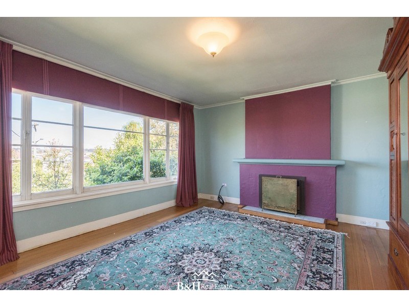 36 Amherst Street, West Ulverstone TAS 7315