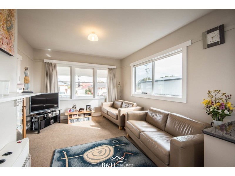 19 Leven Street, Ulverstone TAS 7315