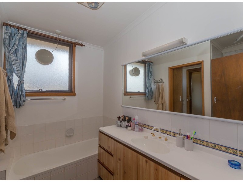 20 Mcphee Street, Havenview TAS 7320