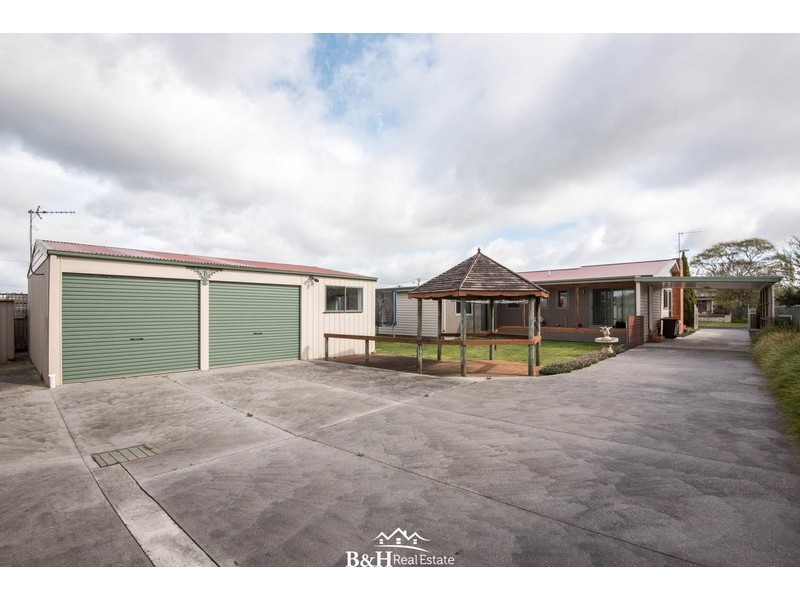 2 Reid Street, Wynyard TAS 7325