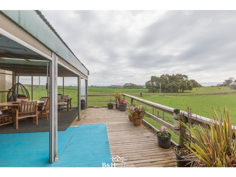 647 Preolenna Road, Moorleah TAS 7325