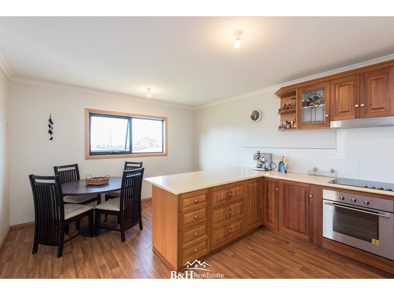 7 Rola Place, Acton TAS 7320