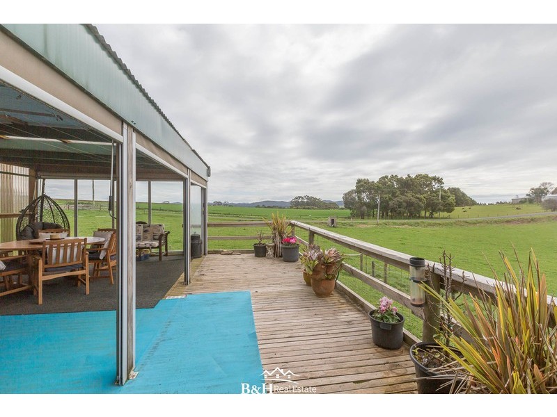 647 Preolenna Road, Moorleah TAS 7325